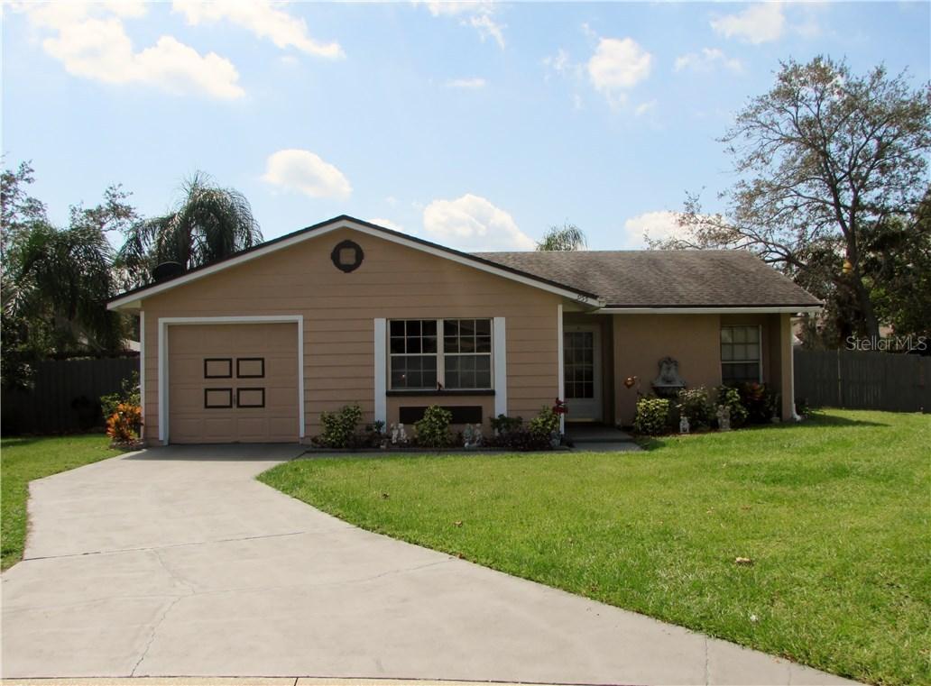 955 Sunrise Ct., Winter Haven, FL 33880