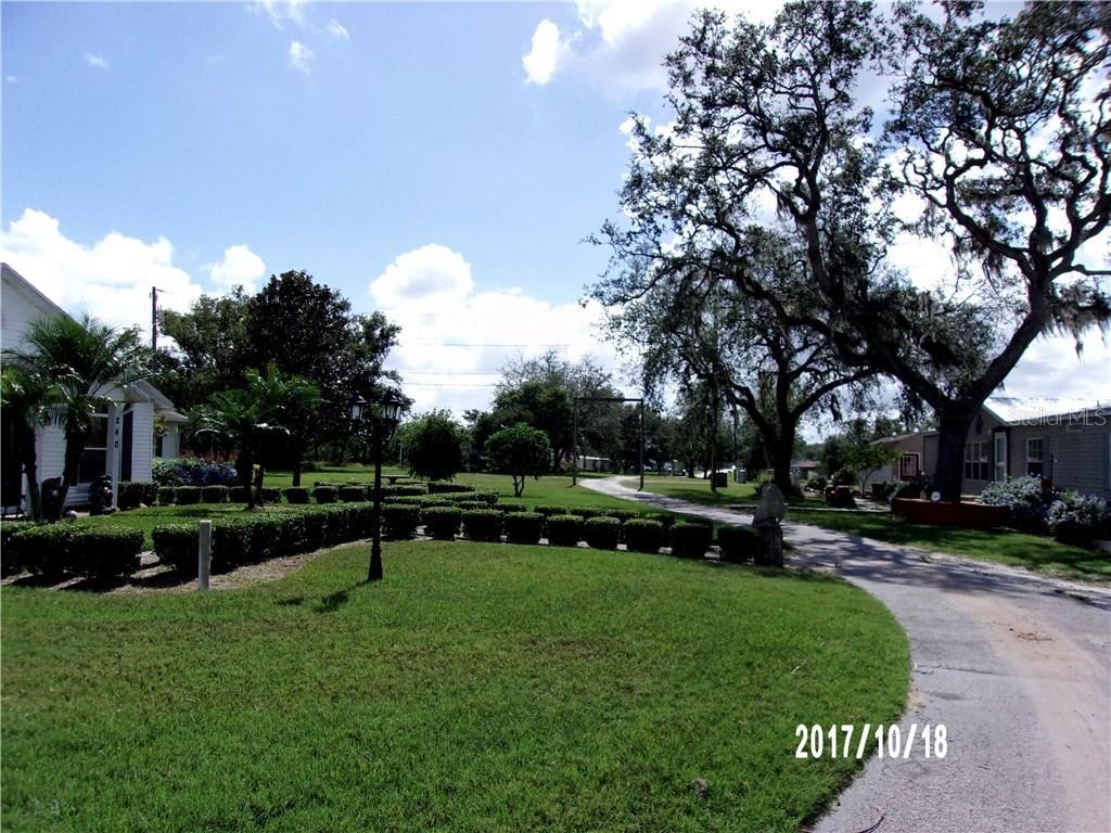 240 1st St., Davenport, FL 33837