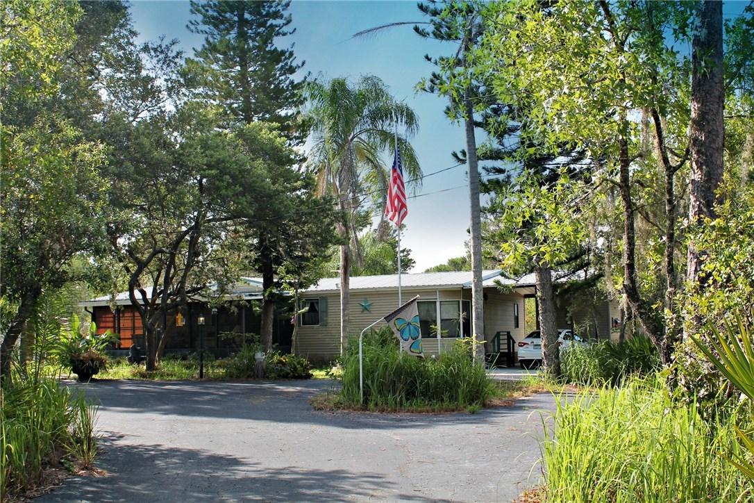 1011 Walk In Water Rd., Lake Wales, FL 33898