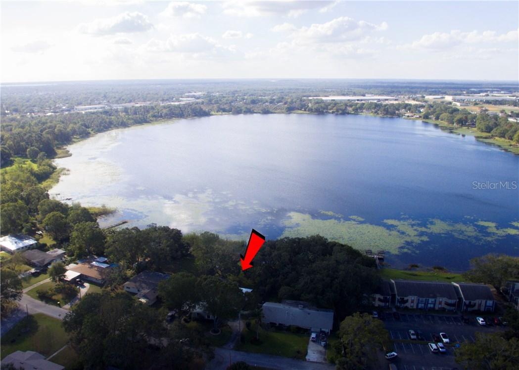 245 E Lake Deer Dr., Winter Haven, FL 33880