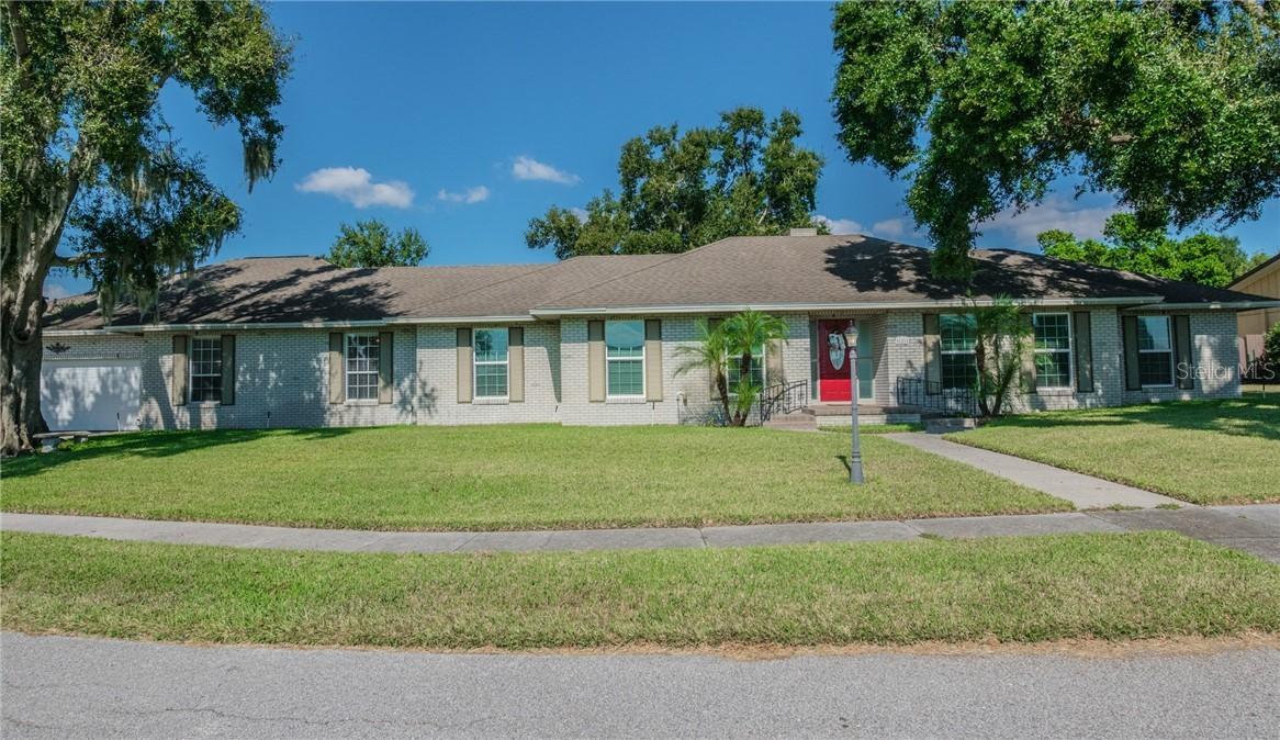 121 Mirror Ln., Winter Haven, FL 33881