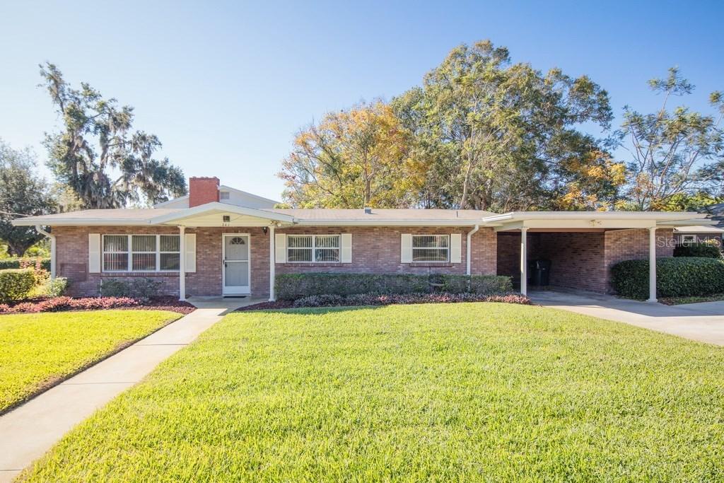 261 W Lake Ina Dr., Winter Haven, FL 33884