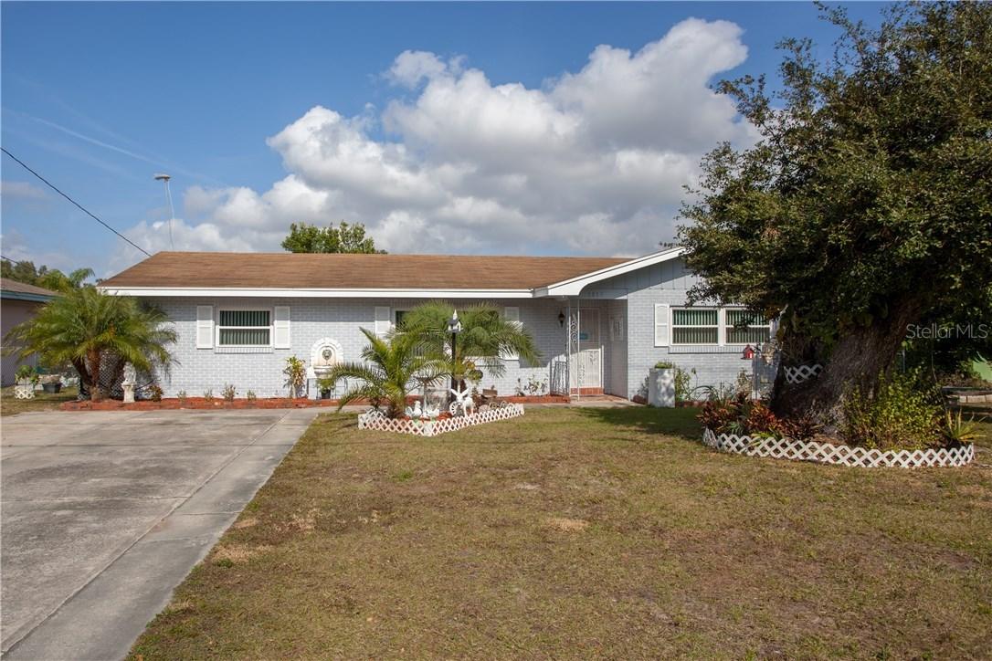 1011 Avenue O  Ne, Winter Haven, FL 33881