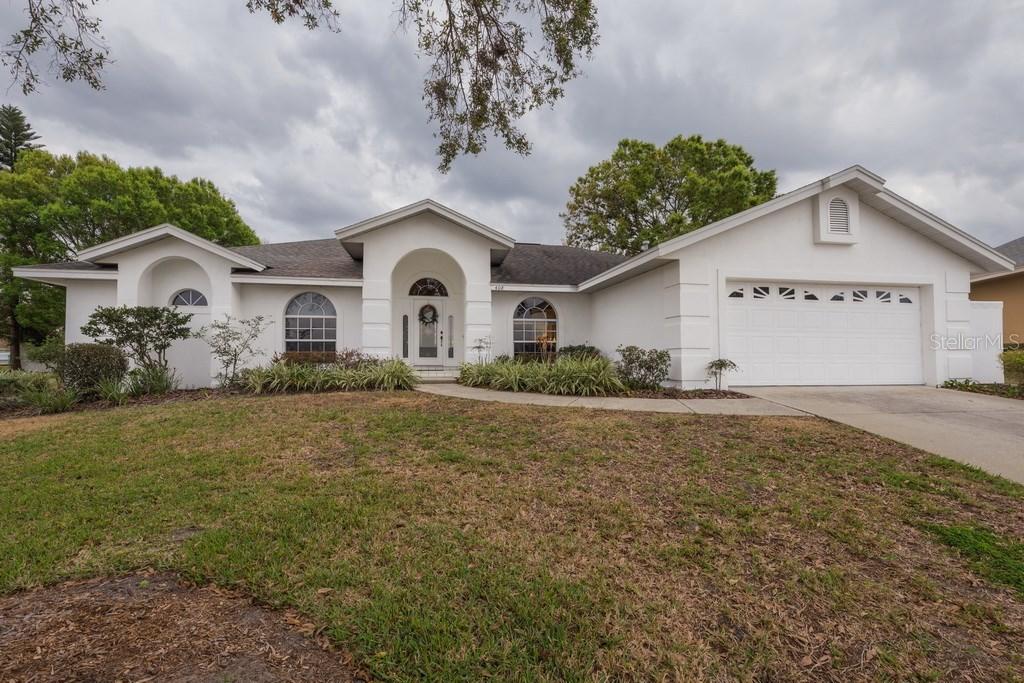 408 Christopher Ct., Winter Haven, FL 33884