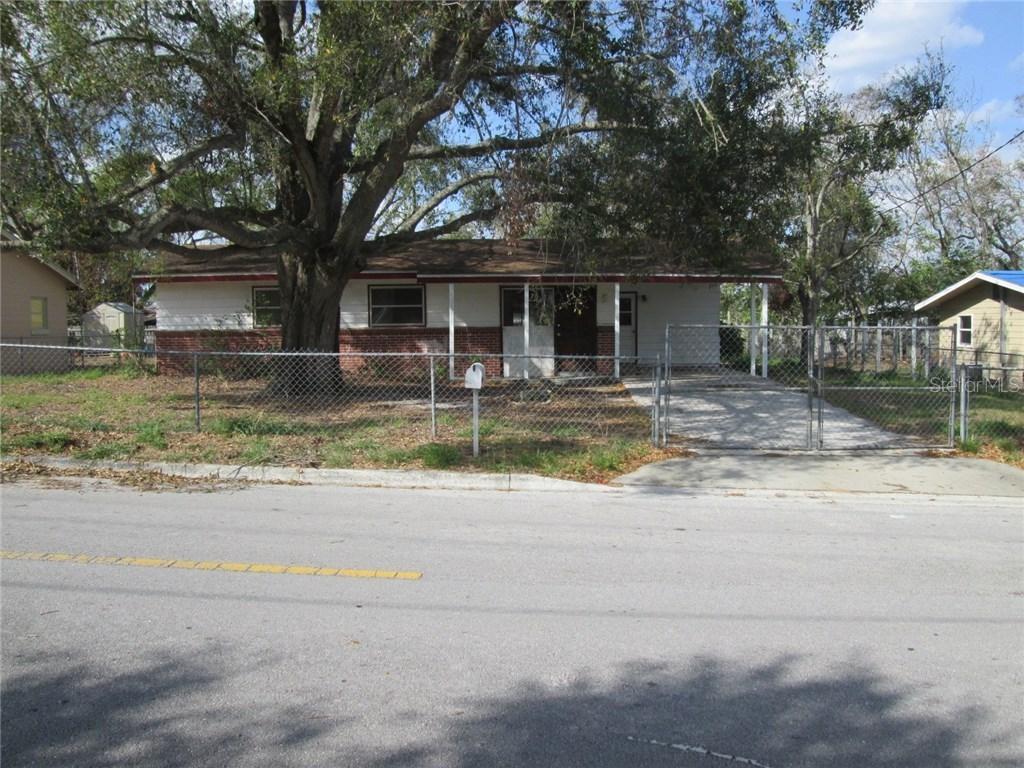 1055 E Grove Ave., Lake Wales, FL 33853