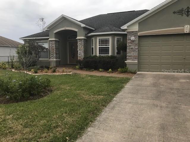 204 Oak Crossing Blvd., Auburndale, FL 33823