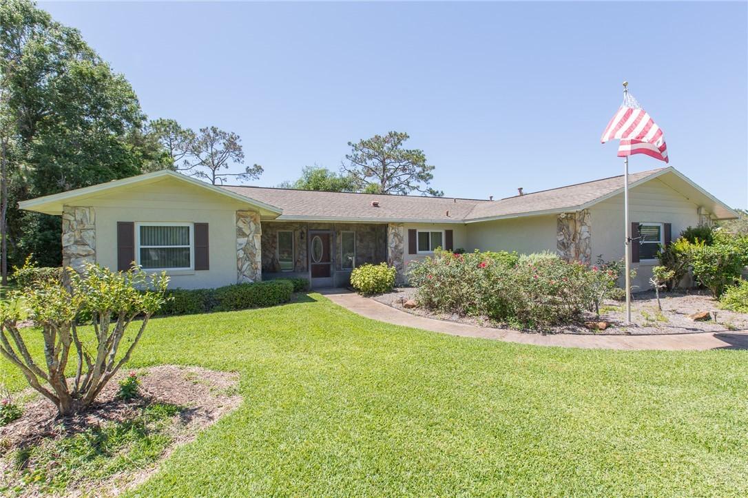 17 Tera Ln., Winter Haven, FL 33880