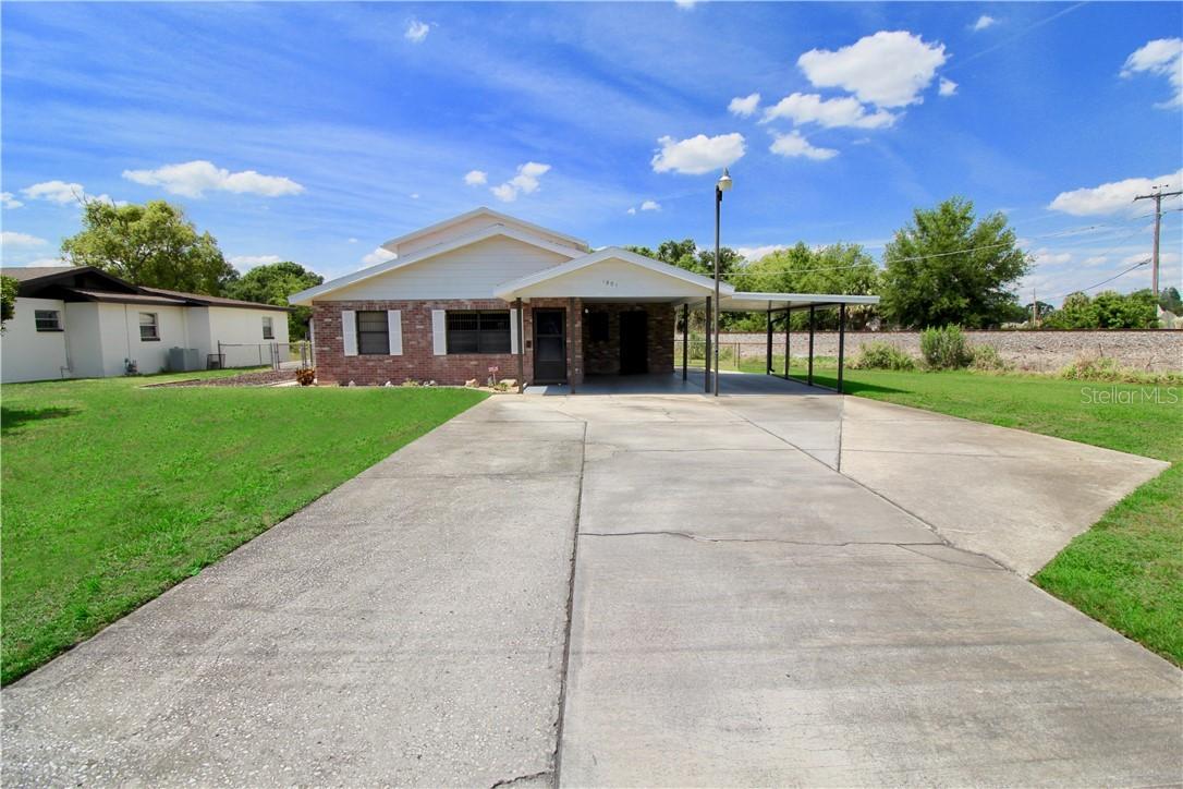 1501 Roselawn St., Winter Haven, FL 33880
