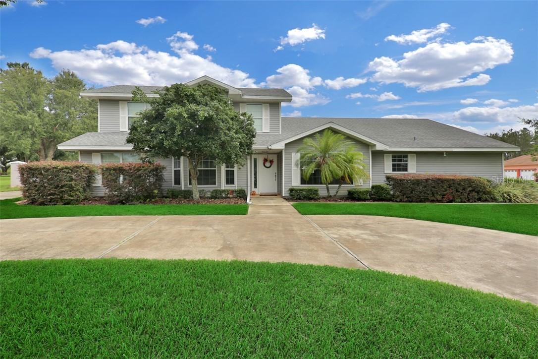 904 Hillside Ct., Winter Haven, FL 33881