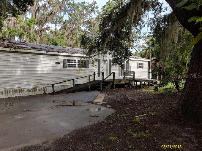 5004 Pineapple St., Lake Wales, FL 33898