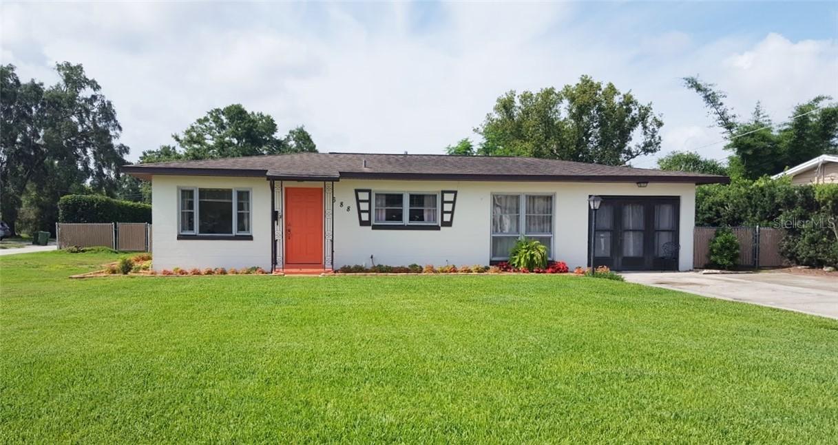 688 Avenue L, Winter Haven, FL 33880