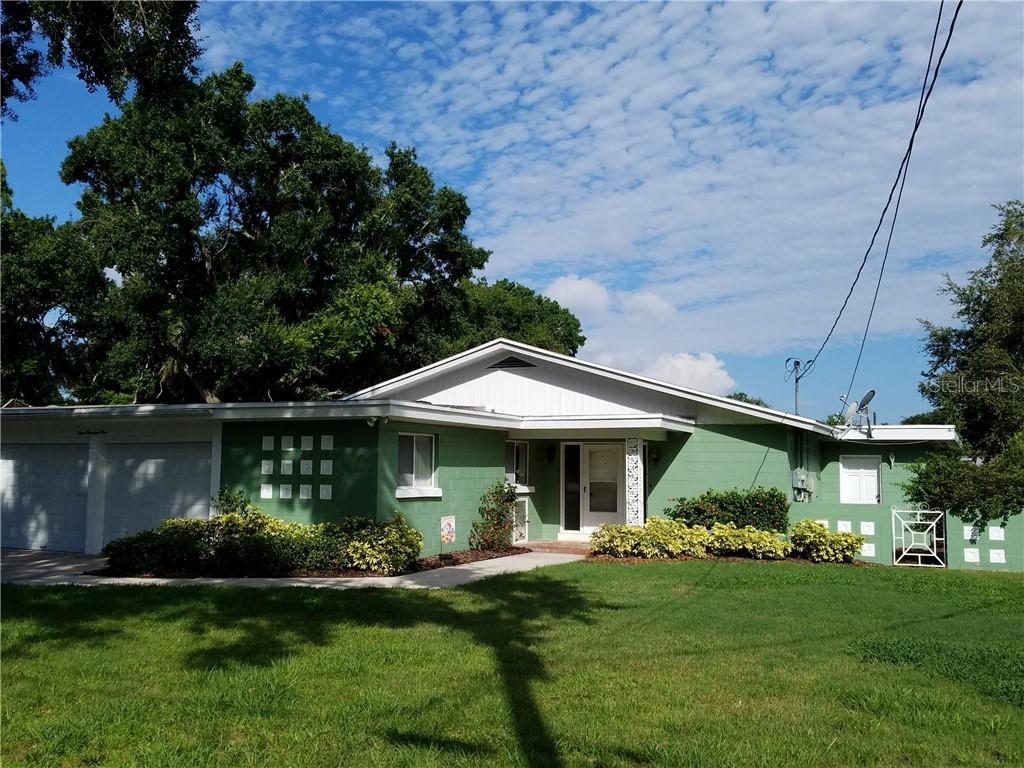 105 Pasco Rd., Winter Haven, FL 33884