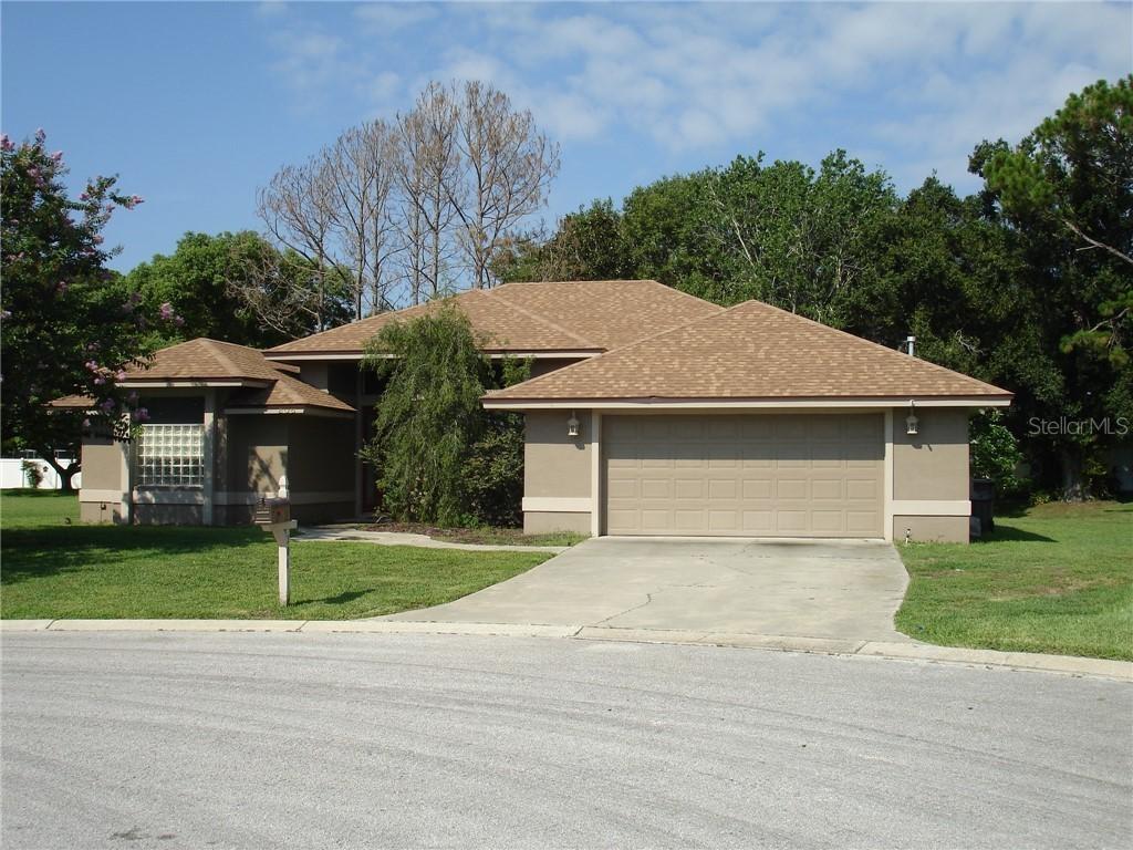 206 Lake Mariam Ct., Winter Haven, FL 33884
