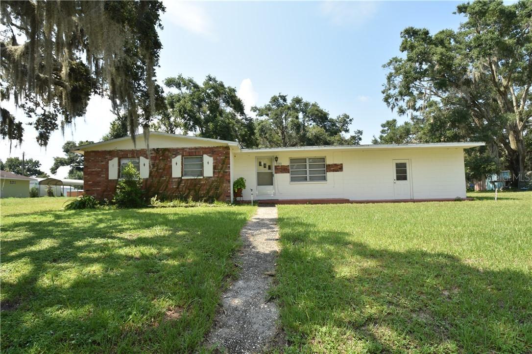205 E Magnolia St., Davenport, FL 33837