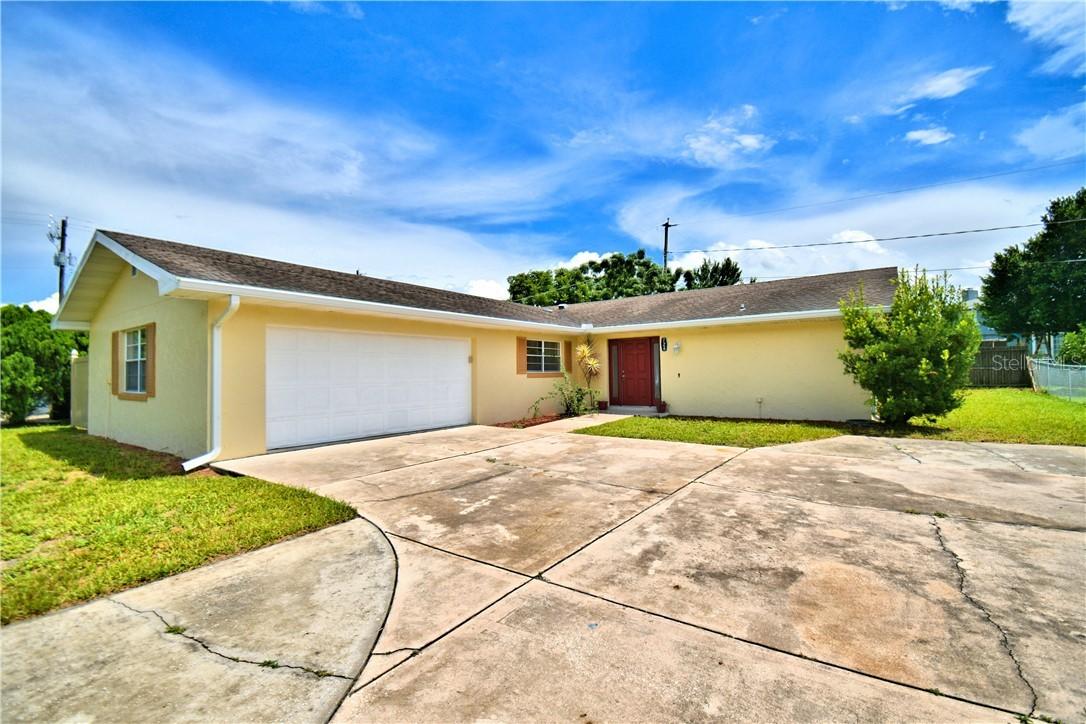 728 Lake Ned Rd., Winter Haven, FL 33884