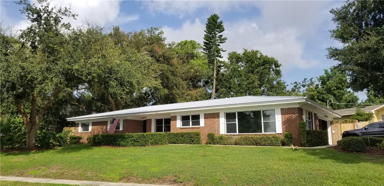921 N Lake Otis Dr., Winter Haven, FL 33880