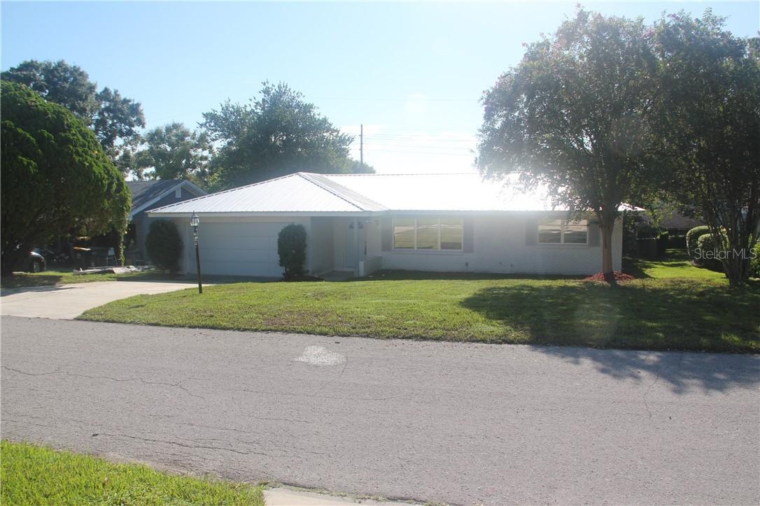 156 Poe Dr., Winter Haven, FL 33884