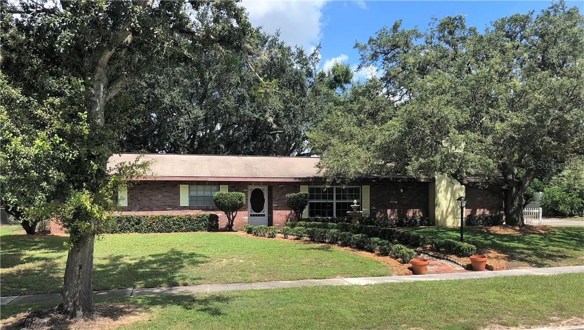 647 Belleview Dr., Lake Wales, FL 33853