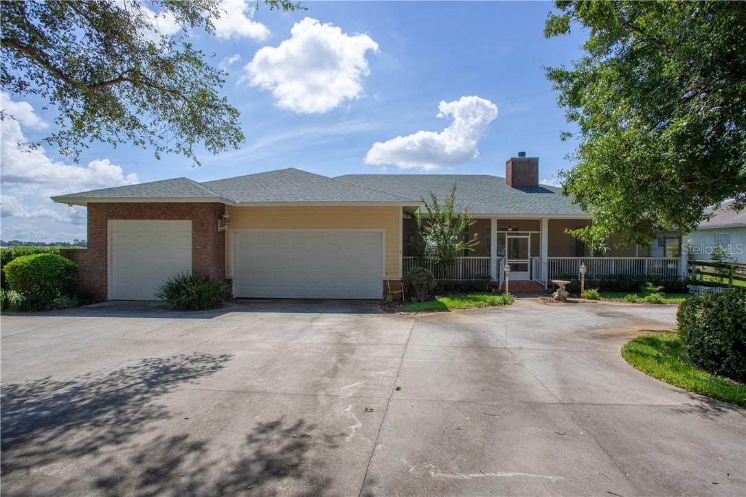 233 N Lake Hartridge Dr, Winter Haven, FL 33881