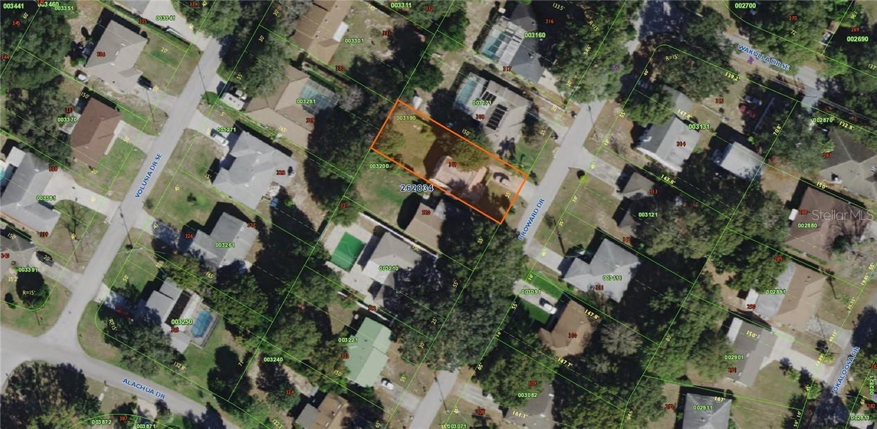 121 Broward Dr., Winter Haven, FL 33884