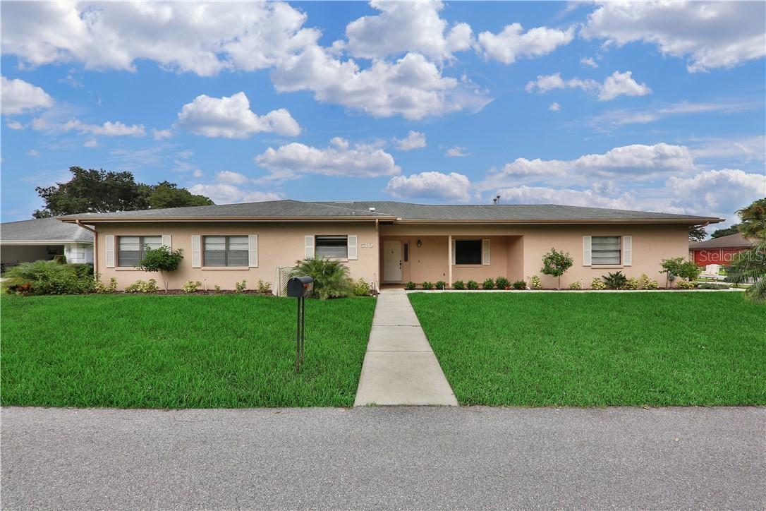 510 Pebble Springs Ct., Winter Haven, FL 33884