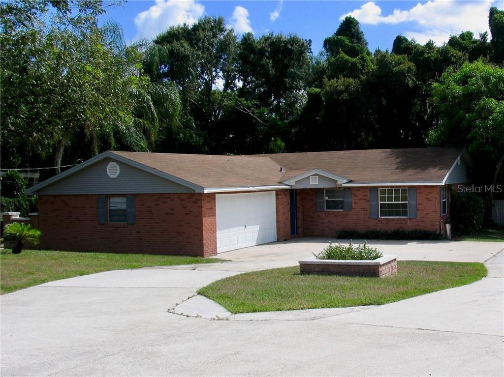 1100 W Lake Buckeye Dr., Winter Haven, FL 33881
