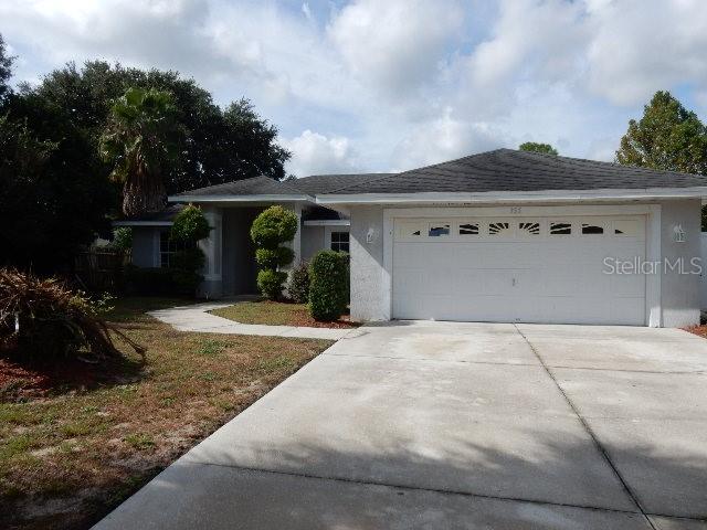 355 Banyan Dr., Winter Haven, FL 33884