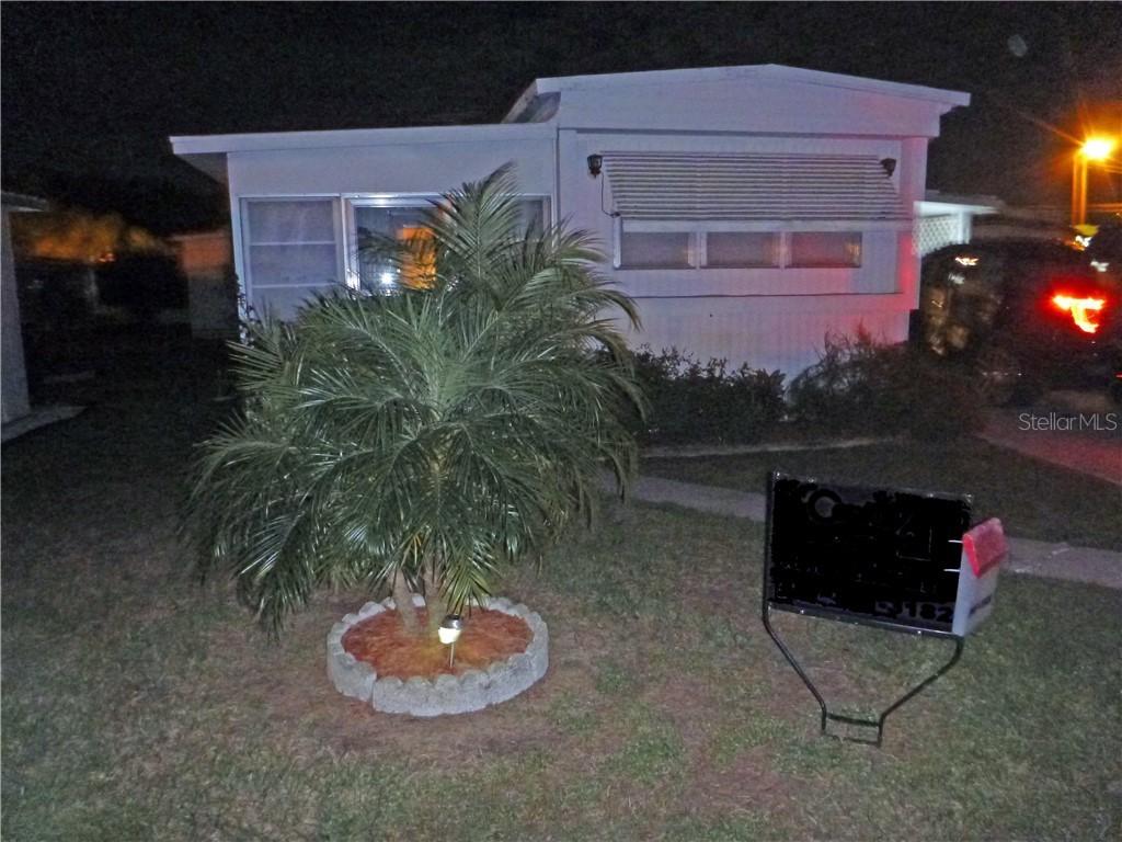 243 Rue De Fontaine, Tavares, FL 32778