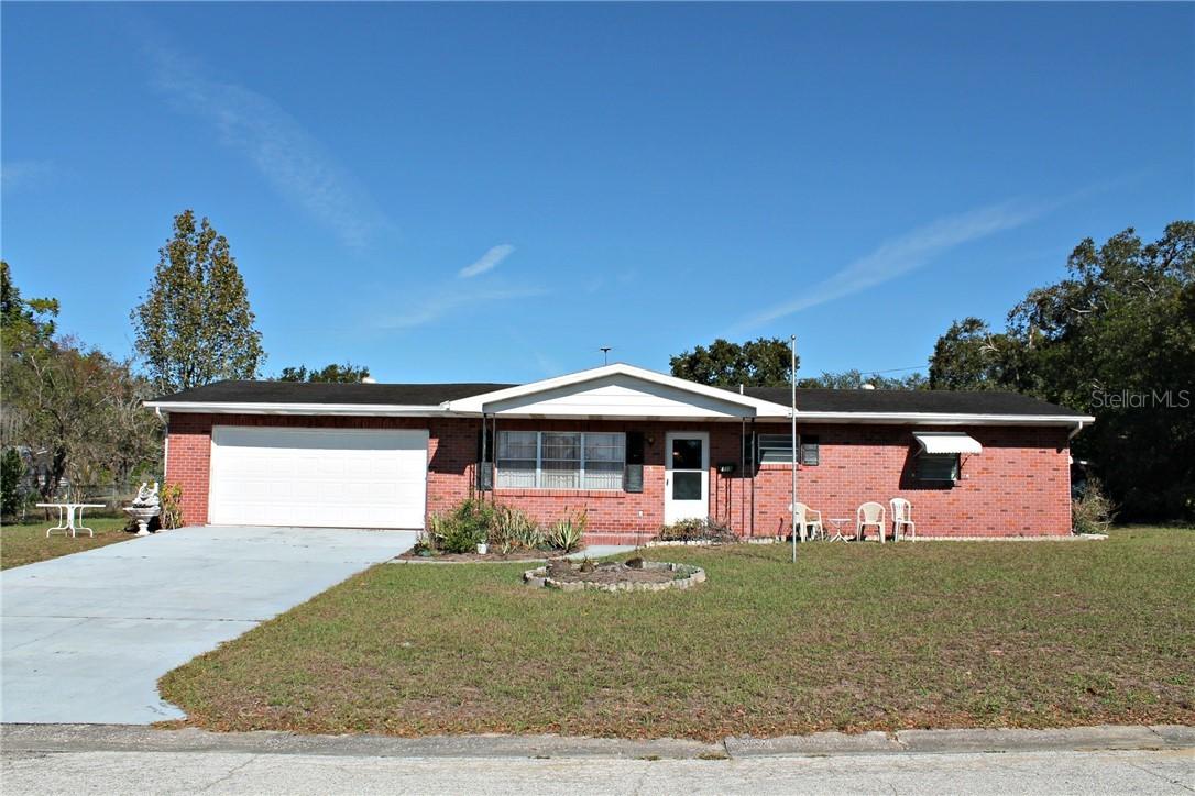 719 Wildabon Ave., Lake Wales, FL 33853