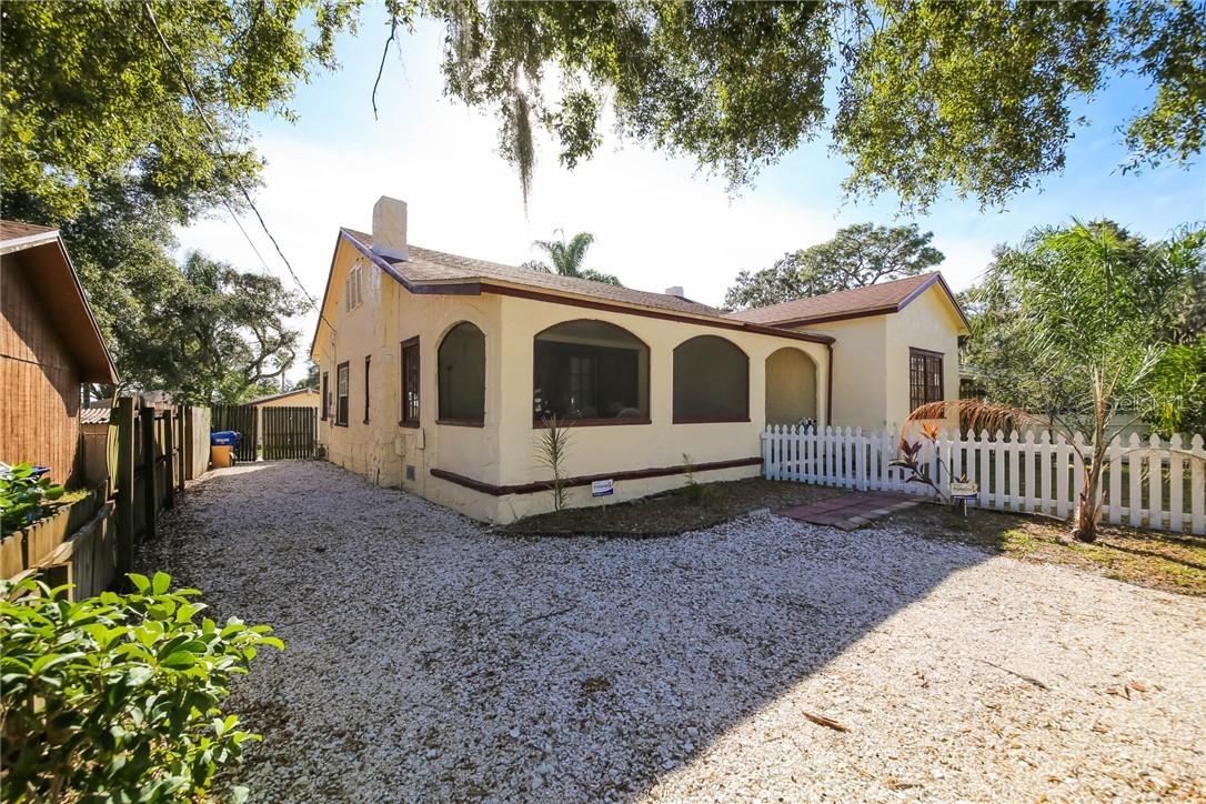 1914 Avenue H  Nw, Winter Haven, FL 33881