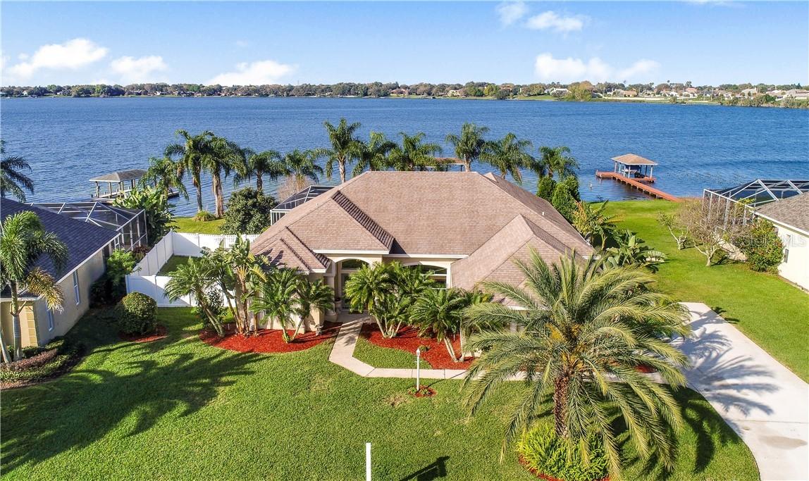 218 Ruby Lake Ln., Winter Haven, FL 33884