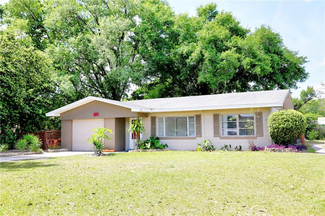 1871 4th St., Winter Haven, FL 33880