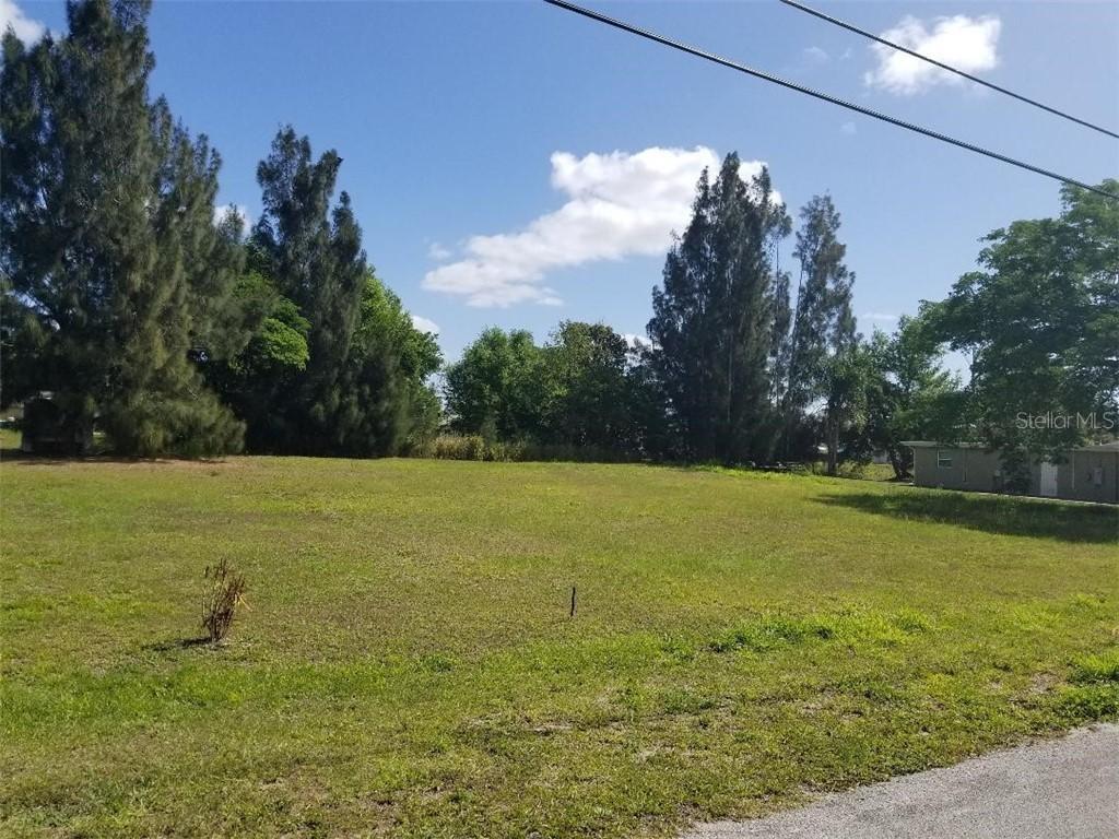 1st Ave., Lake Wales, FL 33859