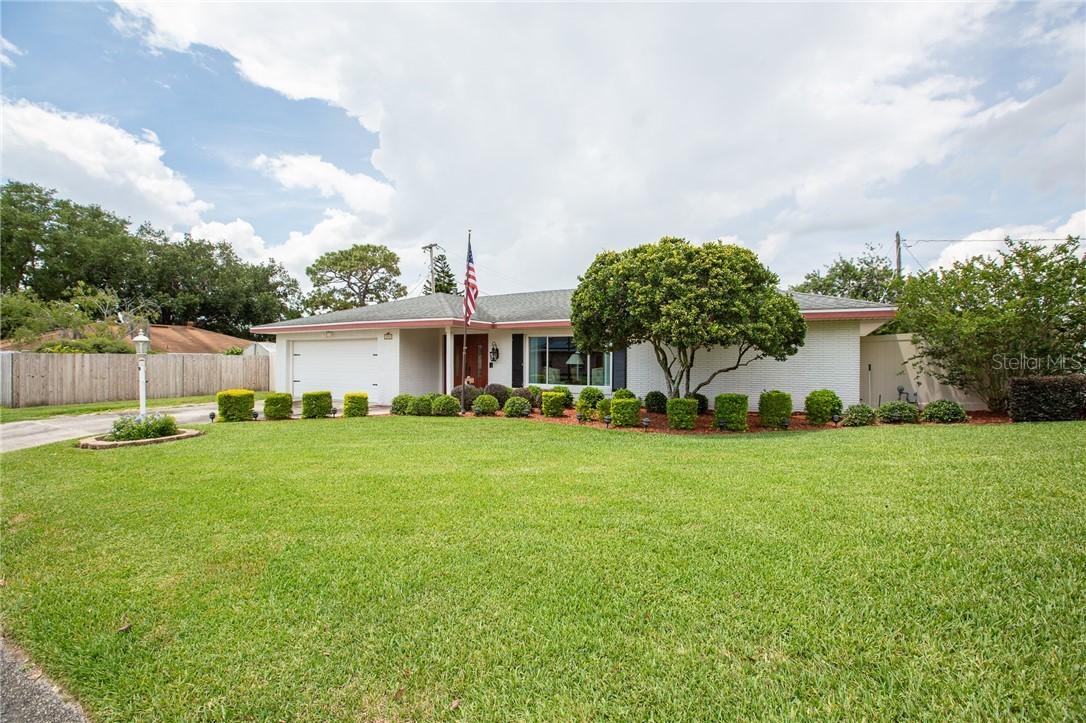 212 Chaucer Ln., Winter Haven, FL 33884