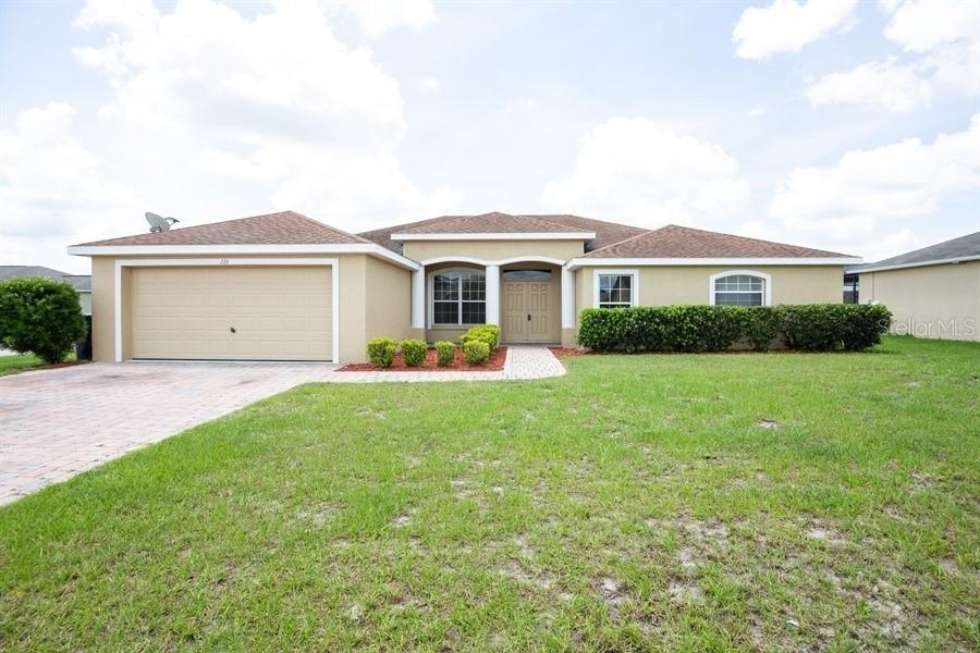 228 Majestic Gardens Ln., Winter Haven, FL 33880