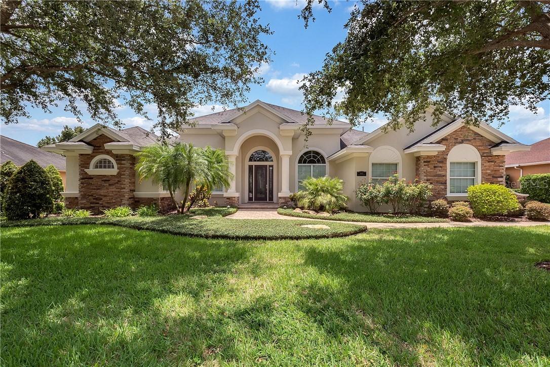 9457 Waterford Oaks Dr., Winter Haven, FL 33884