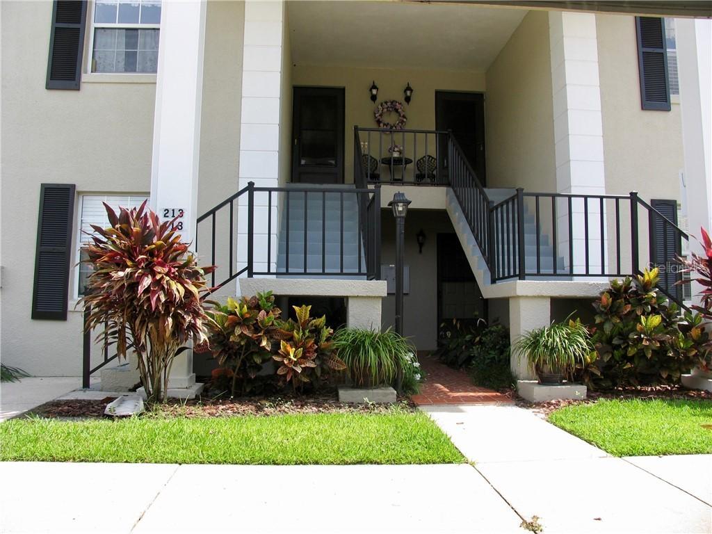 689 Lake Howard Dr. #213, Winter Haven, FL 33880