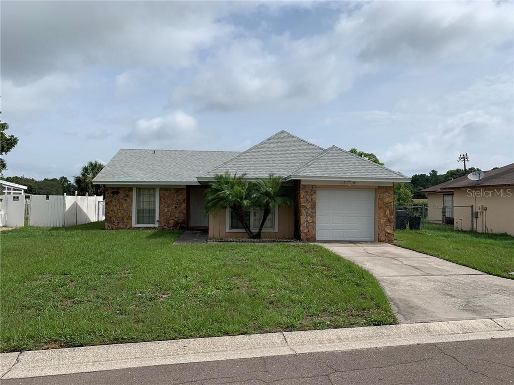 958 Whisper Lake Dr., Winter Haven, FL 33880