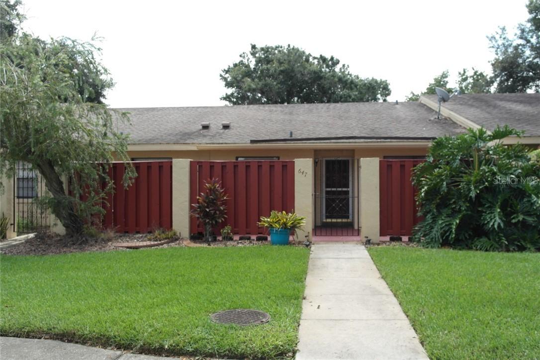 647 Broadmoor Cir., Winter Haven, FL 33884