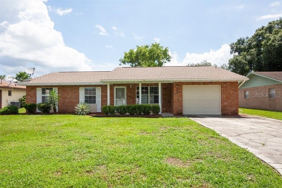 930 N 11th St., Eagle Lake, FL 33839