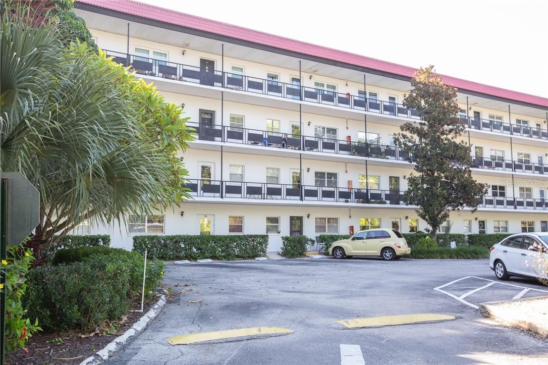 200 El Camino Dr. #409, Winter Haven, FL 33884
