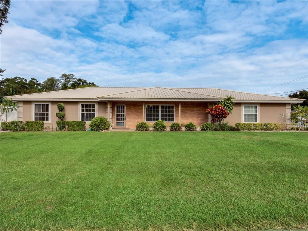 4 Winterset Dr., Winter Haven, FL 33884