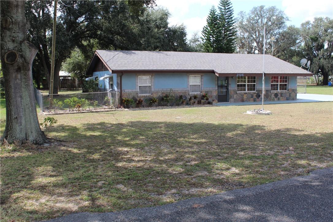 206 Willow St., Lake Wales, FL 33859