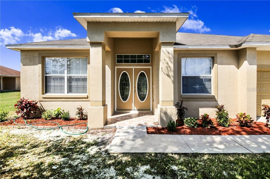 192 Lake Thomas Dr, Winter Haven, FL 33880