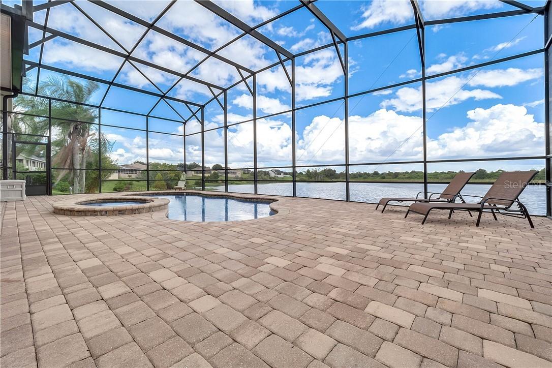 652 Hart Lake Dr., Winter Haven, FL 33884