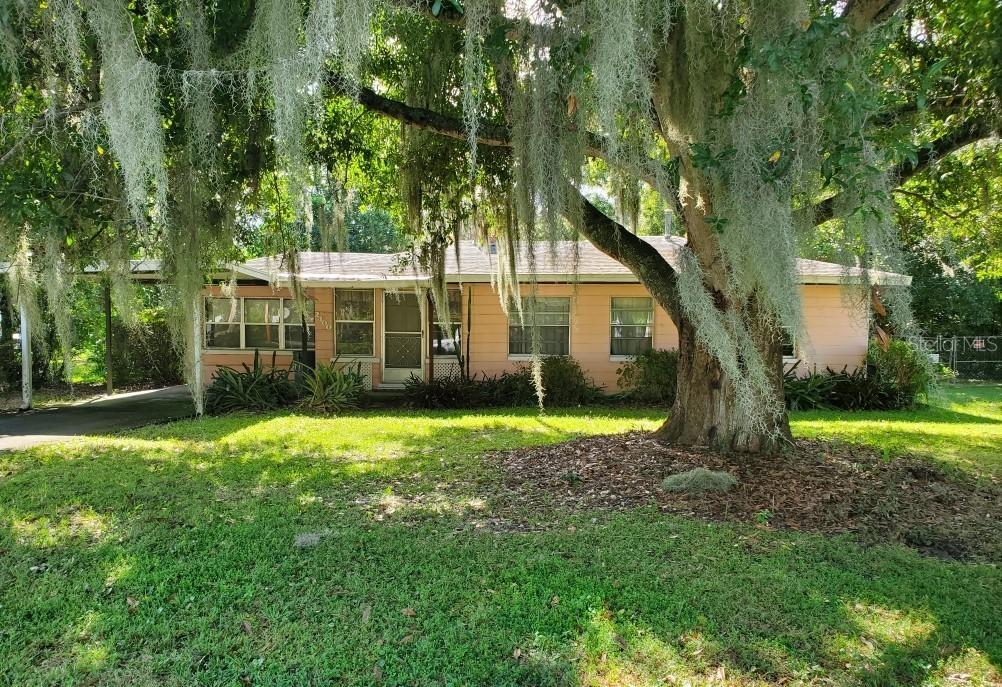 2400 Avenue F, Winter Haven, FL 33880