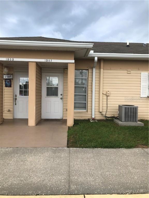 1507 Club Cir., Lake Wales, FL 33854