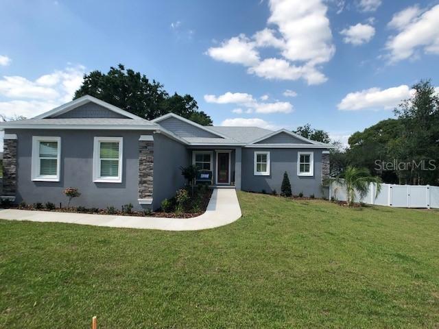 4839 Log Cabin Dr., Lakeland, FL 33810