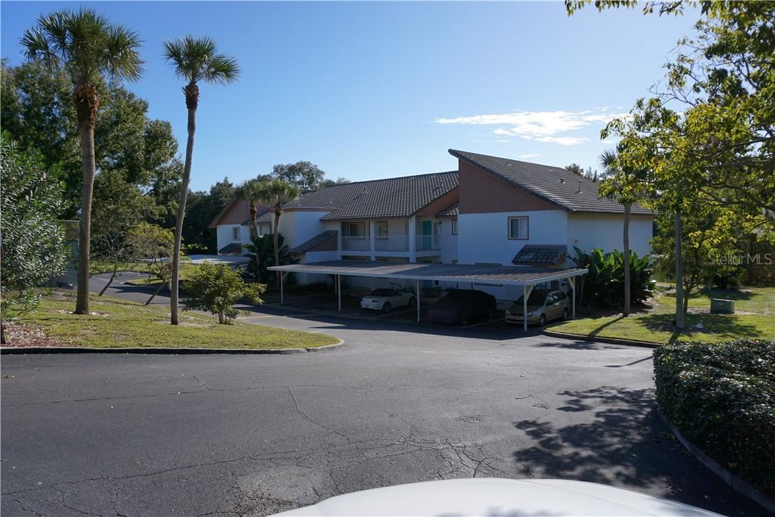 208 Country Ln., Winter Haven, FL 33881