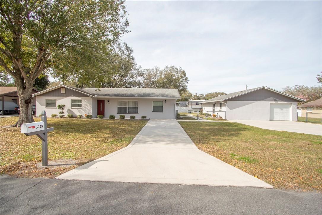 5228 Harvard St., Lakeland, FL 33810